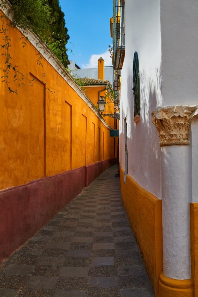 Jewish quarter tours in Seville